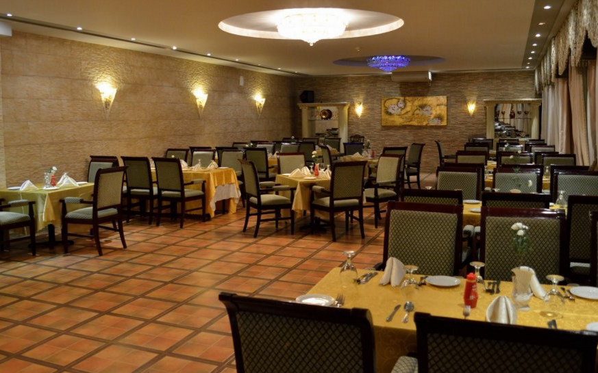 Larsa Hotel