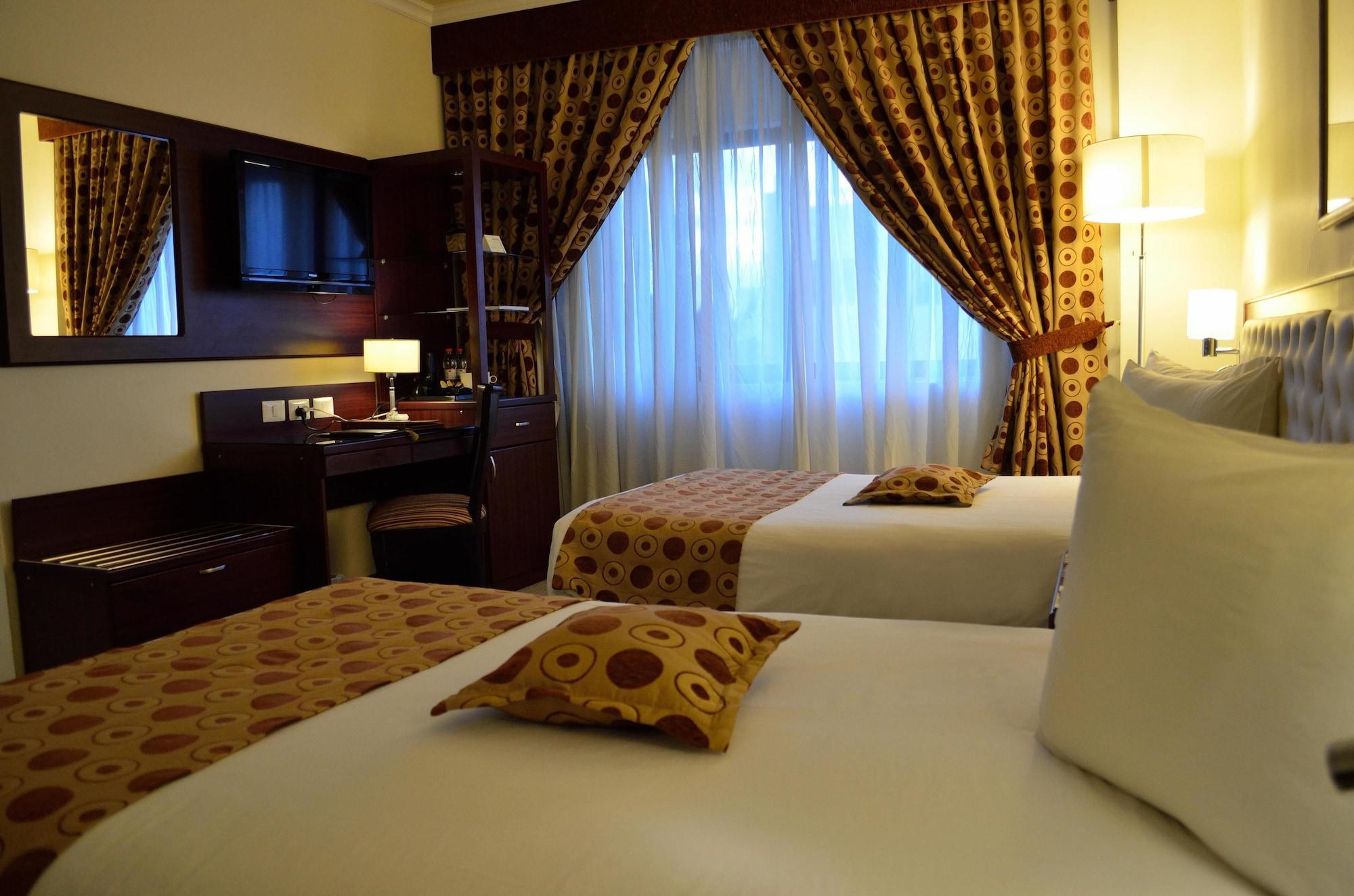 Hotel Larsa