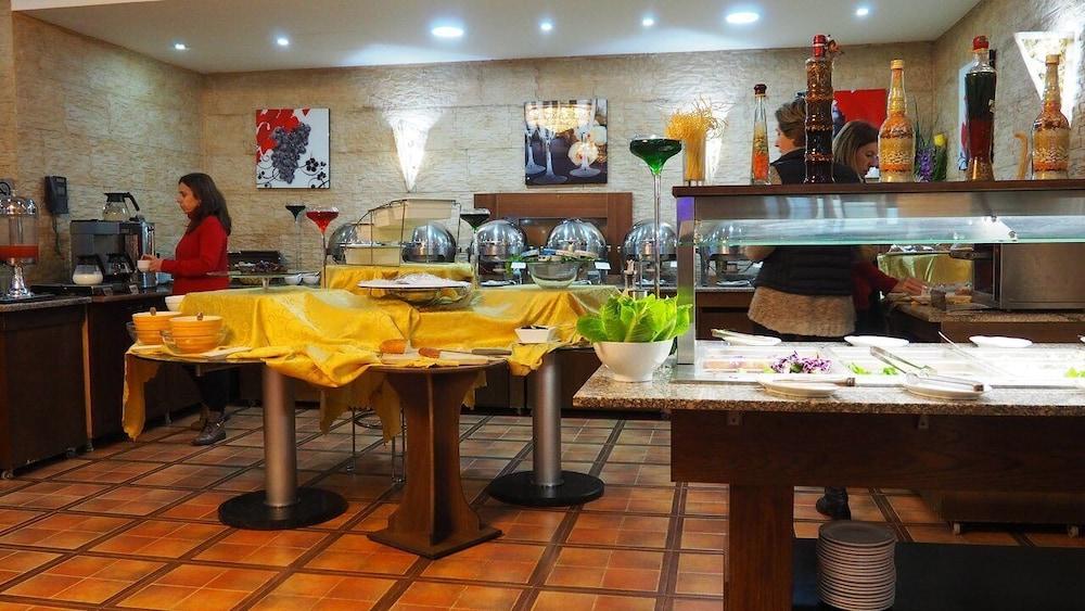 Hotel Larsa