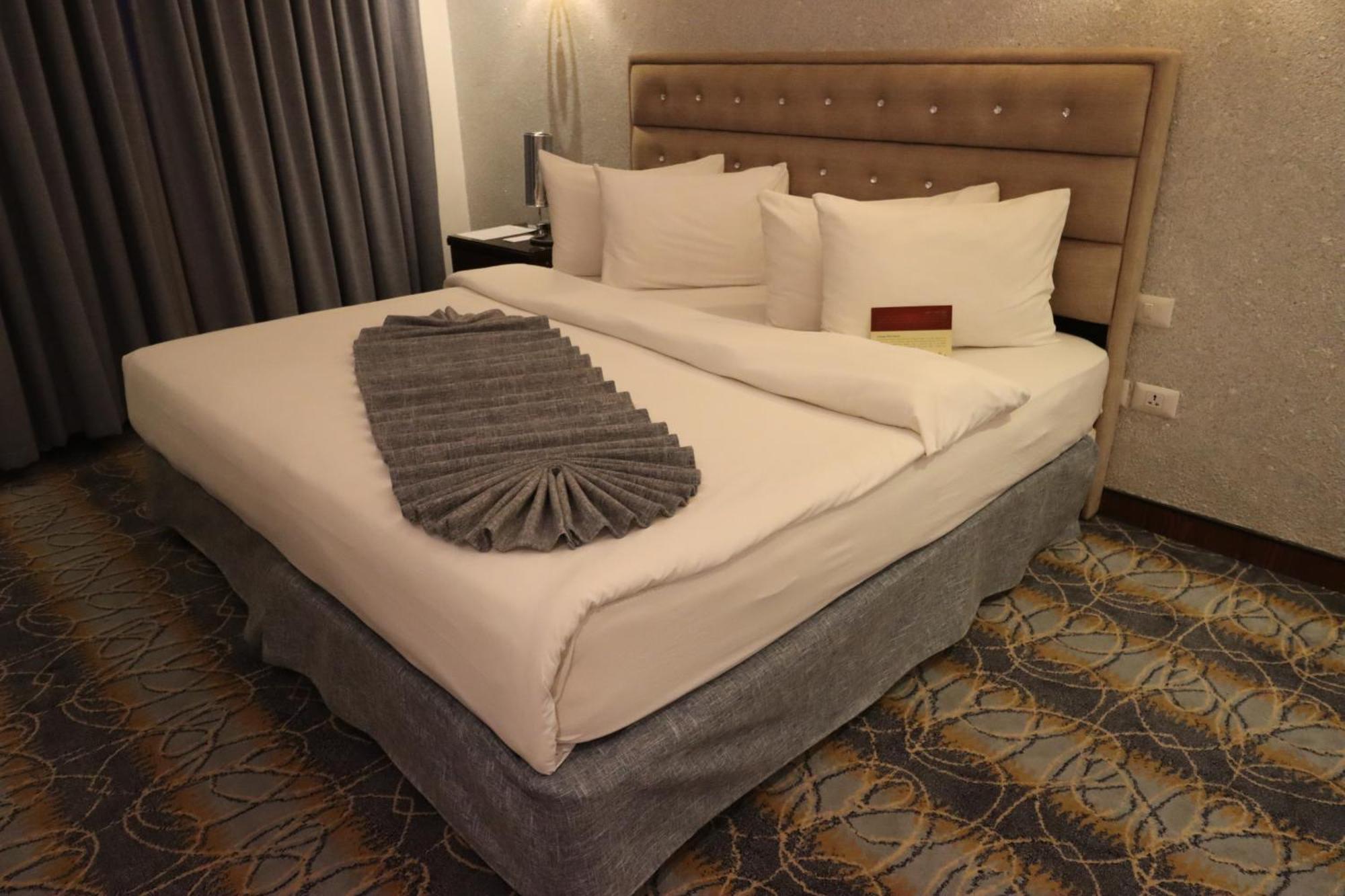 Hotel Larsa