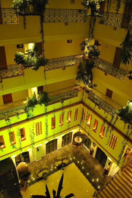 Hotel Larsa