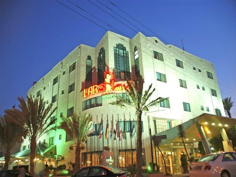 Hotel Larsa 3*